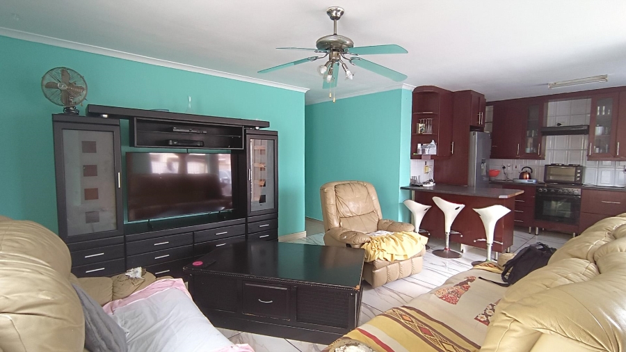 4 Bedroom Property for Sale in Parklands Western Cape
